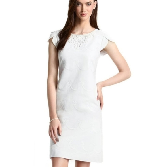 Lilly Pulitzer White Pearce Embellished Embroidered Shift Dress 12 - Picture 1 of 7